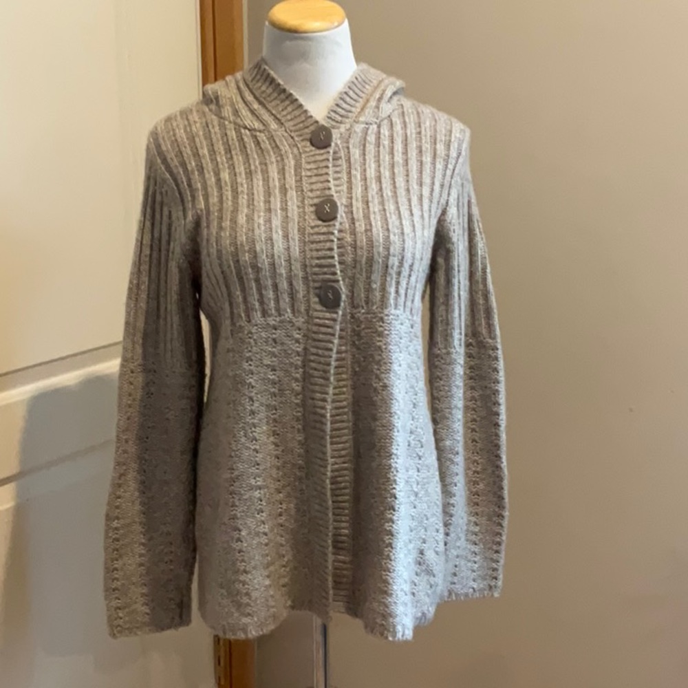 Carolyn Taylor cardigan sweater